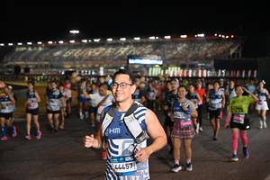 BIB: 
                            <button type="button" onclick="openModal(23944942)" class="btn btn-primary btn-sm float-right btn-popup" data-toggle="modal" data-target=".modal-high-quality">
                        <i class="fas fa-shopping-cart"></i> Add to Cart
                    </button>
                                            <button type="button" onclick="isThisMe(23944942, true)" class="btn btn-success btn-sm float-right btn-popup btn-isme hidden" data-toggle="tooltip" data-placement="bottom" title="นี่คือรูปของคุณใช่ไหม คลิกที่นี่เพื่อเอาเข้าอัลบั้ม">
                        <i class="fas fa-plus"></i> Add to album
                    </button>
                    <button type="button" onclick="isThisMe(23944942, false)" class="btn btn-warning btn-sm float-right btn-popup btn-isnotme hidden">
                        <i class="fas fa-ban"></i> Remove from album
                    </button>